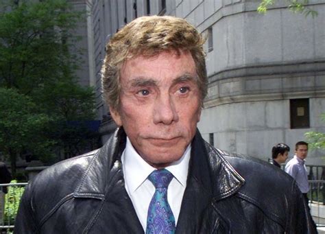 bob guccione biography.